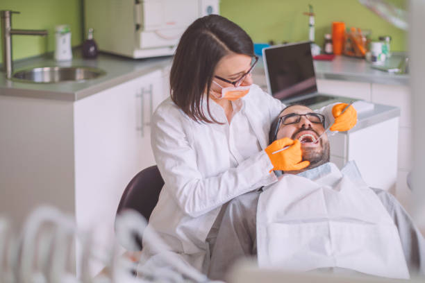Best Walk-In Emergency Dentist in Gnadenhutten, OH